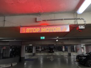 Brandbeveiliging parkeergarages "STOP MOTOR"